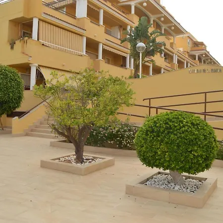 En Cascadas De La Marina * Denia
