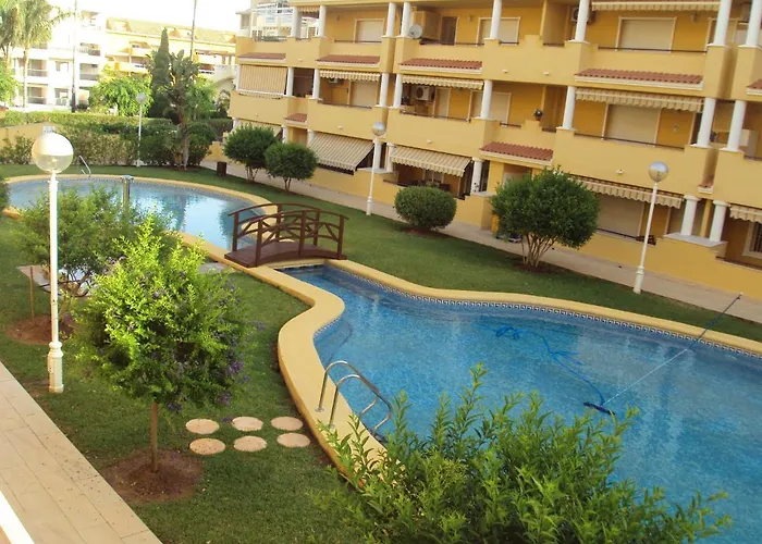 En Cascadas De La Marina *